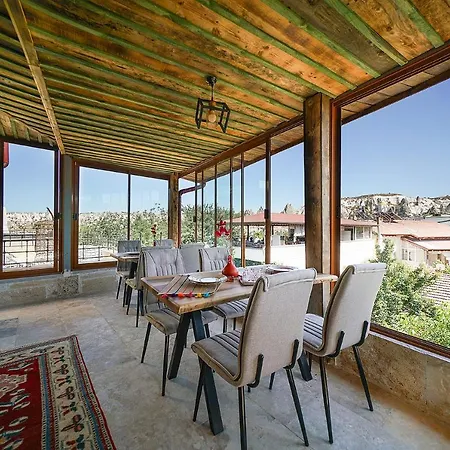 Готель Aysel House