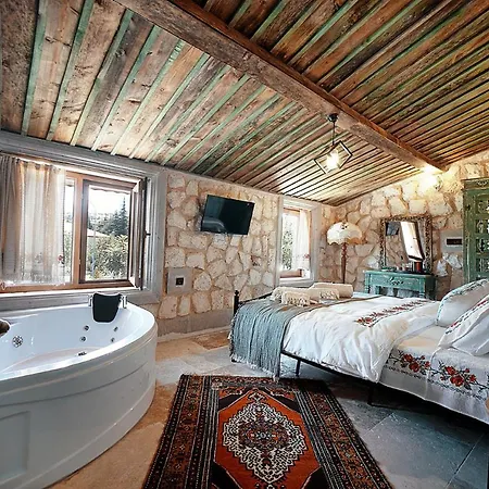 Aysel House Hotel