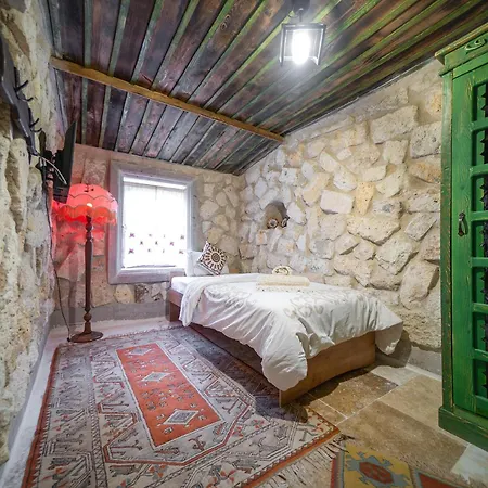 Aysel House Готель *