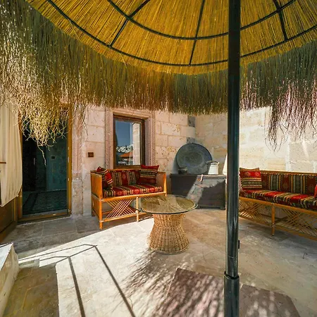 Aysel House Готель *