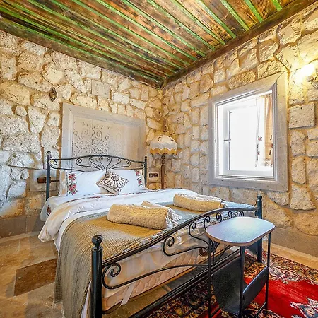 Aysel House Готель *