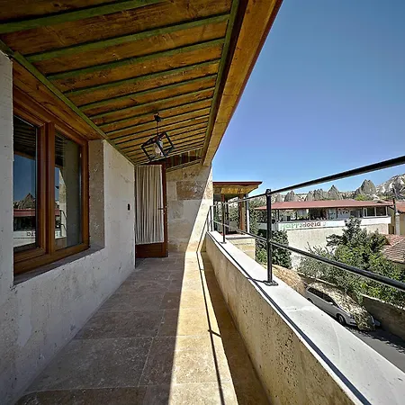 Готель Aysel House *