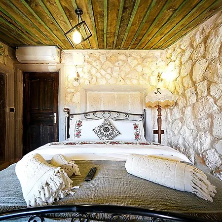 Aysel House Hotel